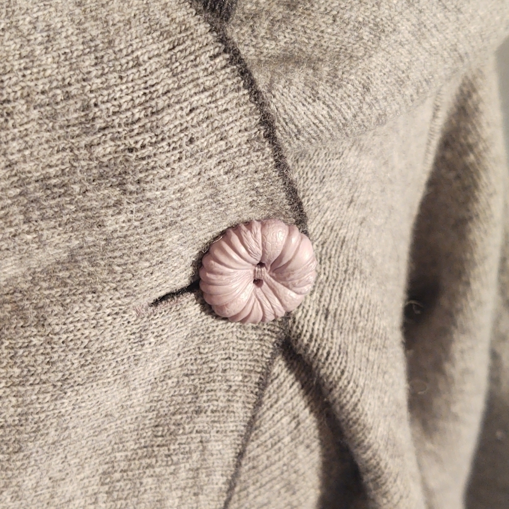 Chiarmante Wool Blend Gray Asymmetrical Cardigan Sz M - Picture 9 of 11